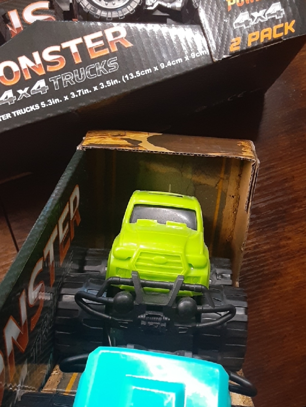 Monster Trucks set of 4 (OR 1/$15, 2/$26, 3/$33) - Picture 6 of 11